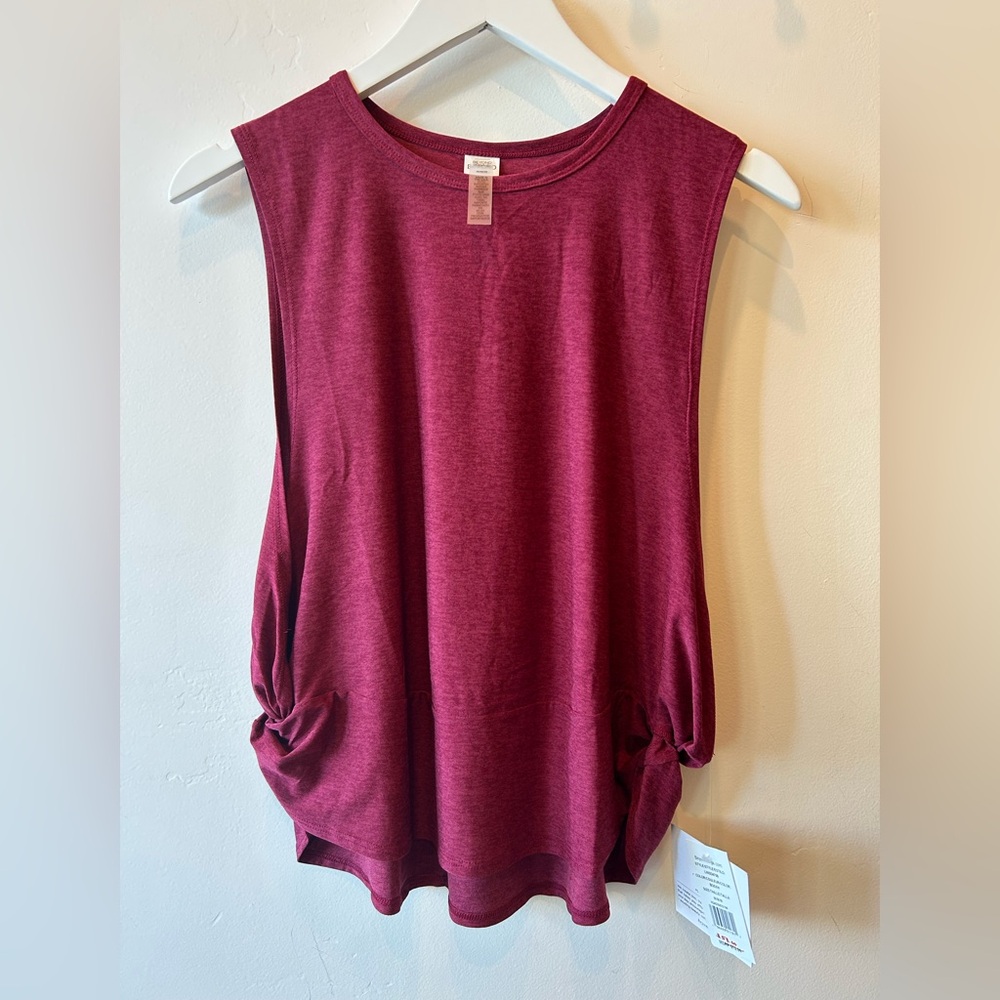 Beyond yoga tank- Bordeaux Heather (space dye) size small NWT